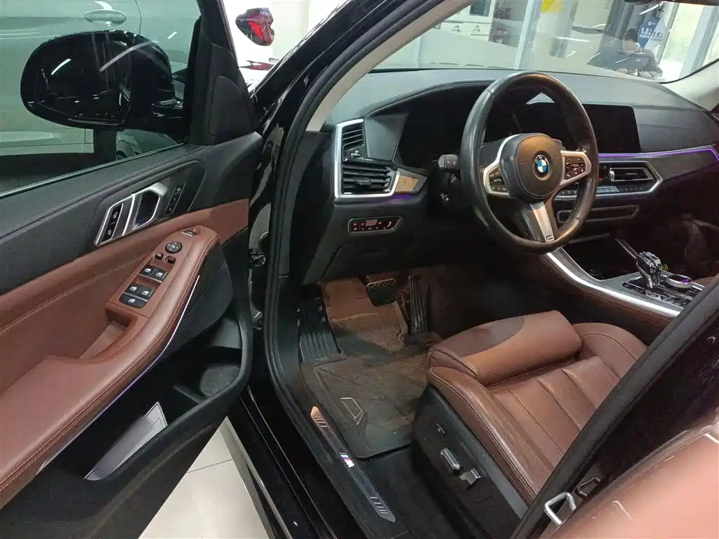BMW X5 (Import) 2019 xDrive30i M Sport Package фото 12