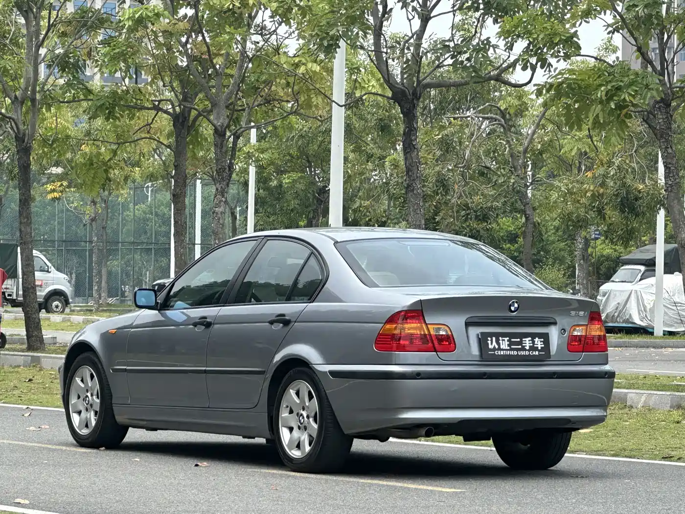 BMW 3 Series 2004 318i фото 3