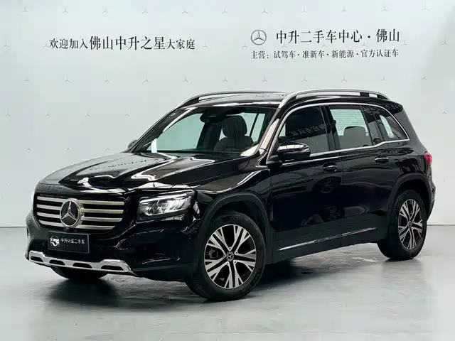 MERCEDES-BENZ GLB