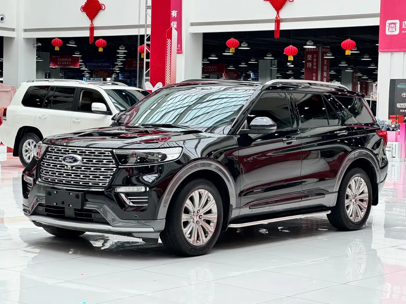 Ford Explorer 2020 EcoBoost 285 AWD Titanium Edition 6-Seater
