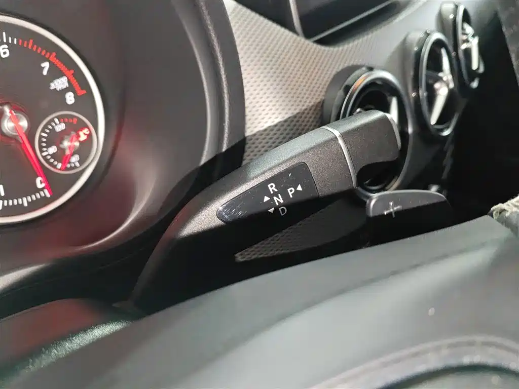 Mercedes-Benz B-Class 2018 B 200 Sport фото 9
