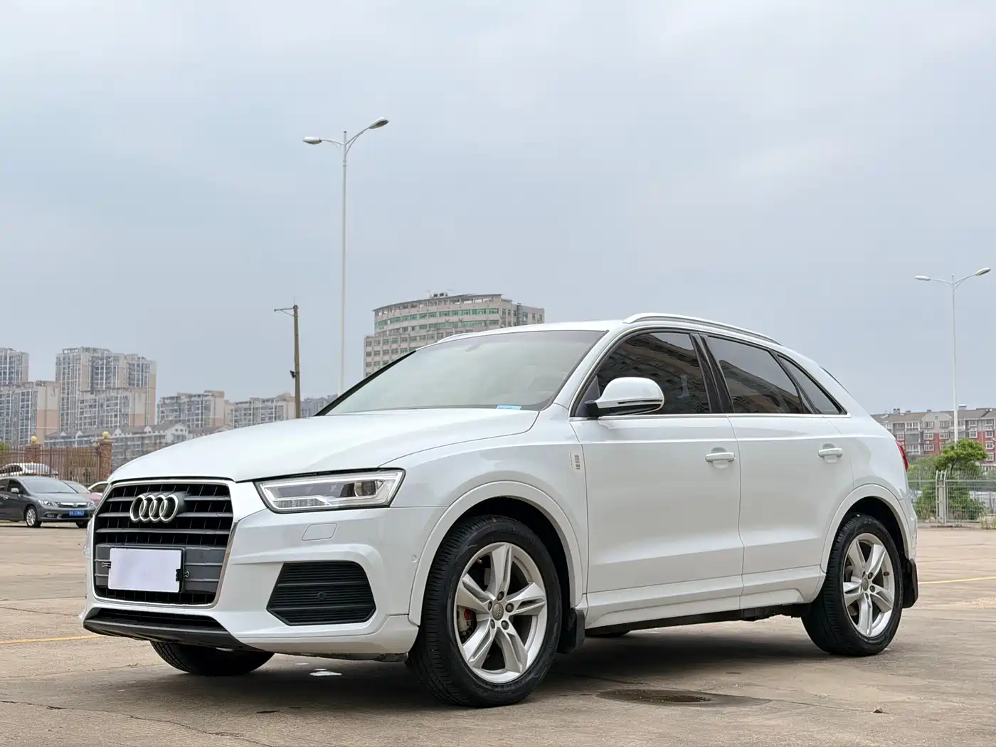 Audi Q3 2017 30 TFSI Style