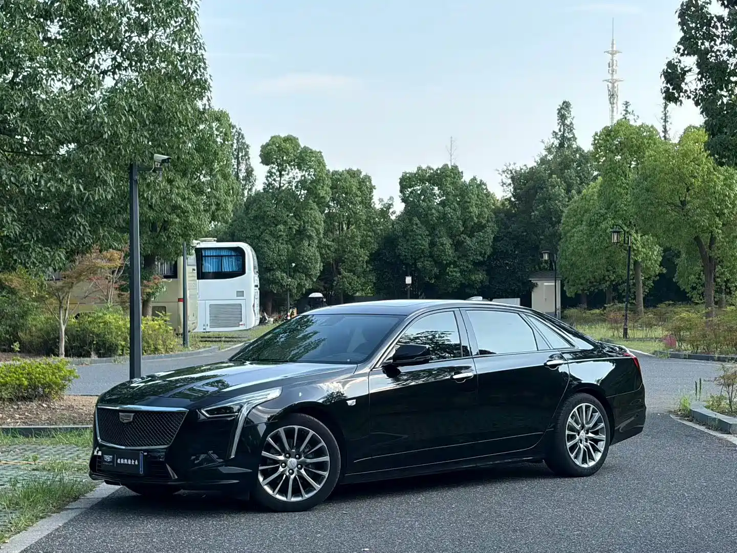 Фото 1 - Cadillac CT6
