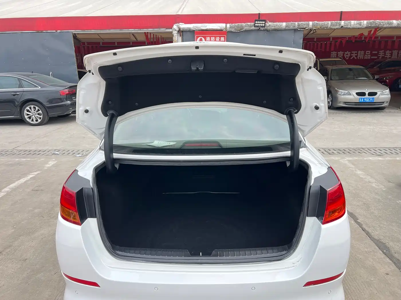 Kia K5 2014 2.0L Automatic PREMIUM фото 22