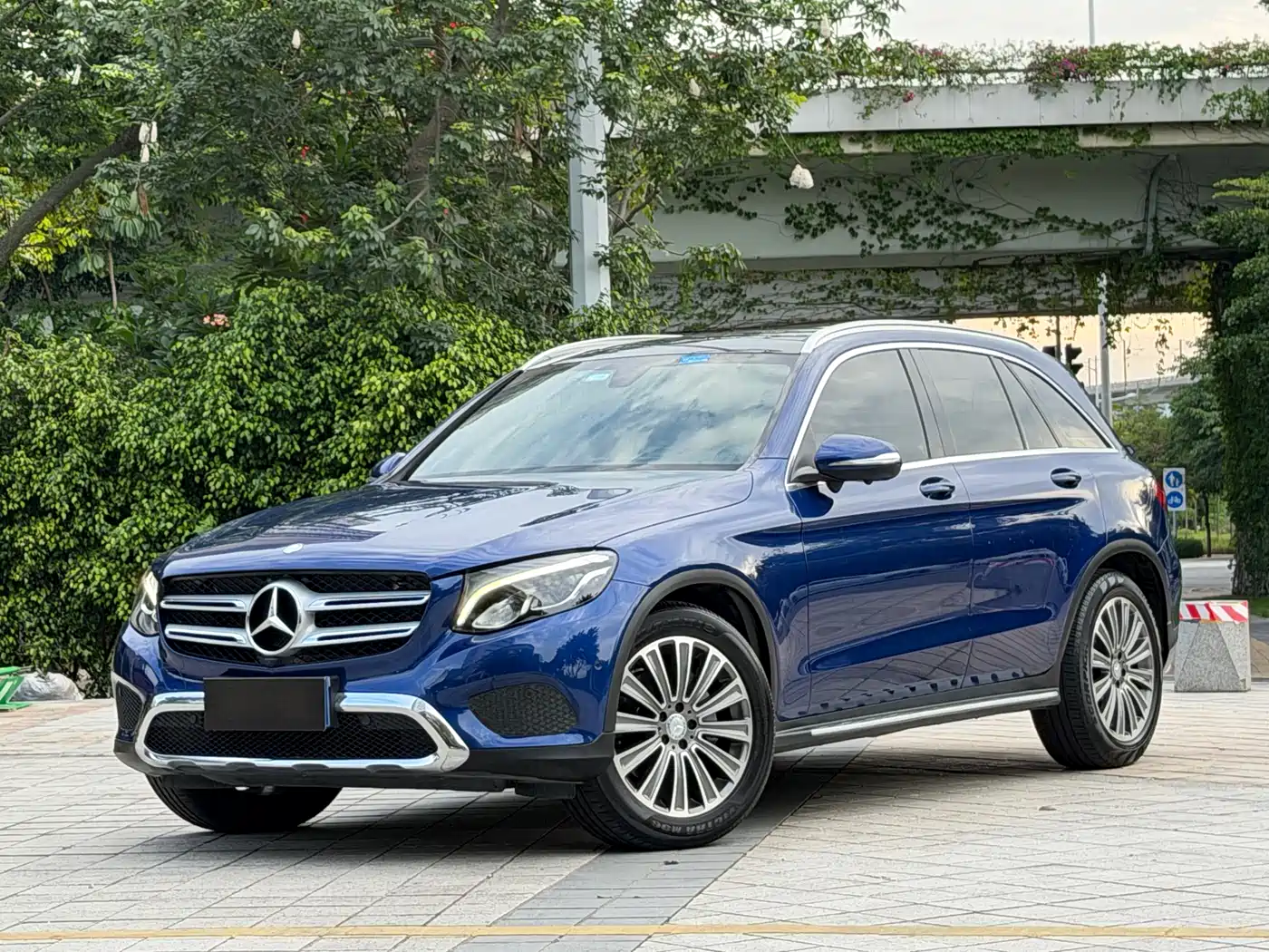 Mercedes-Benz GLC 2016 GLC 200 4MATIC