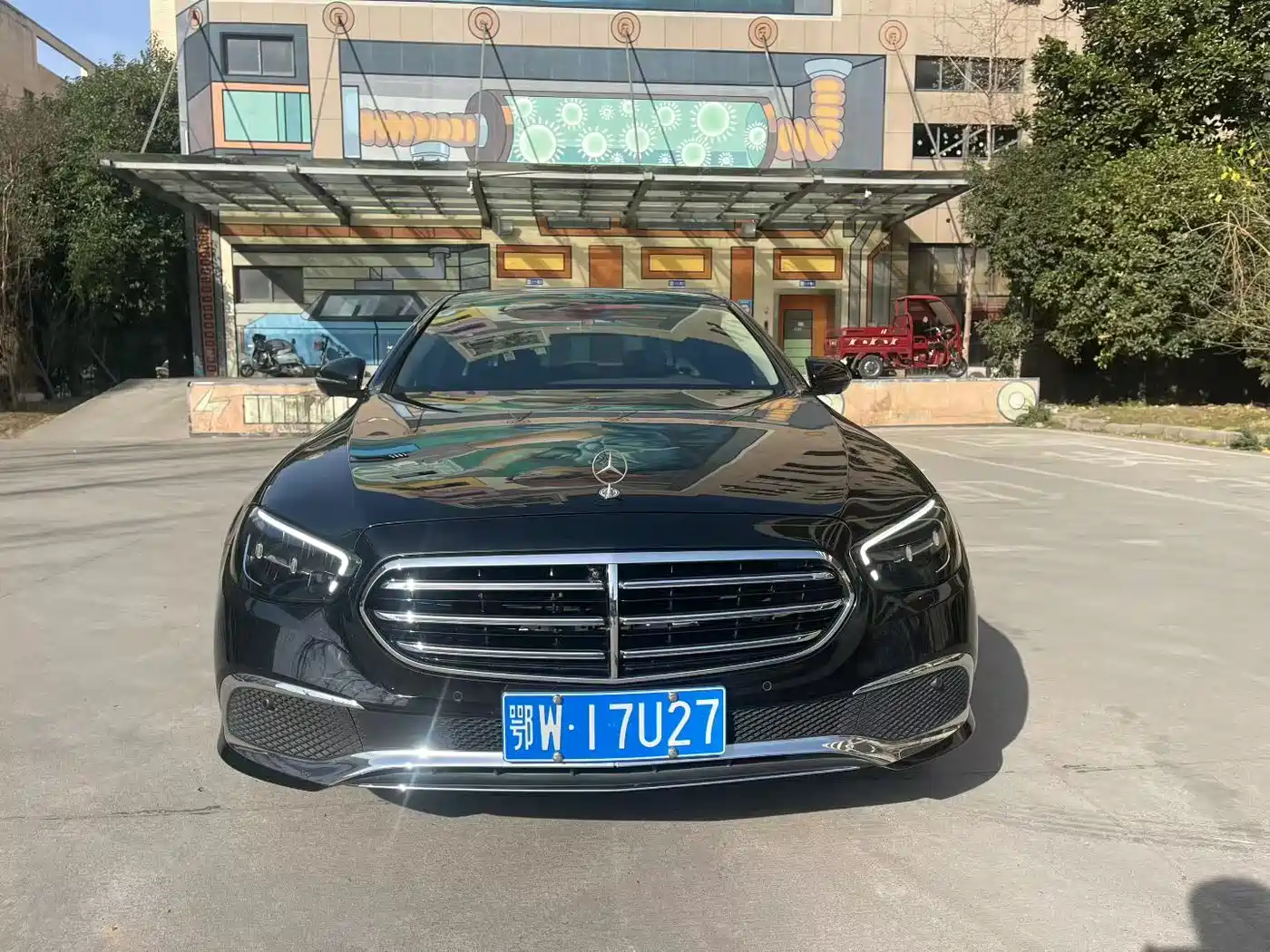 MERCEDES-BENZ E CLASS