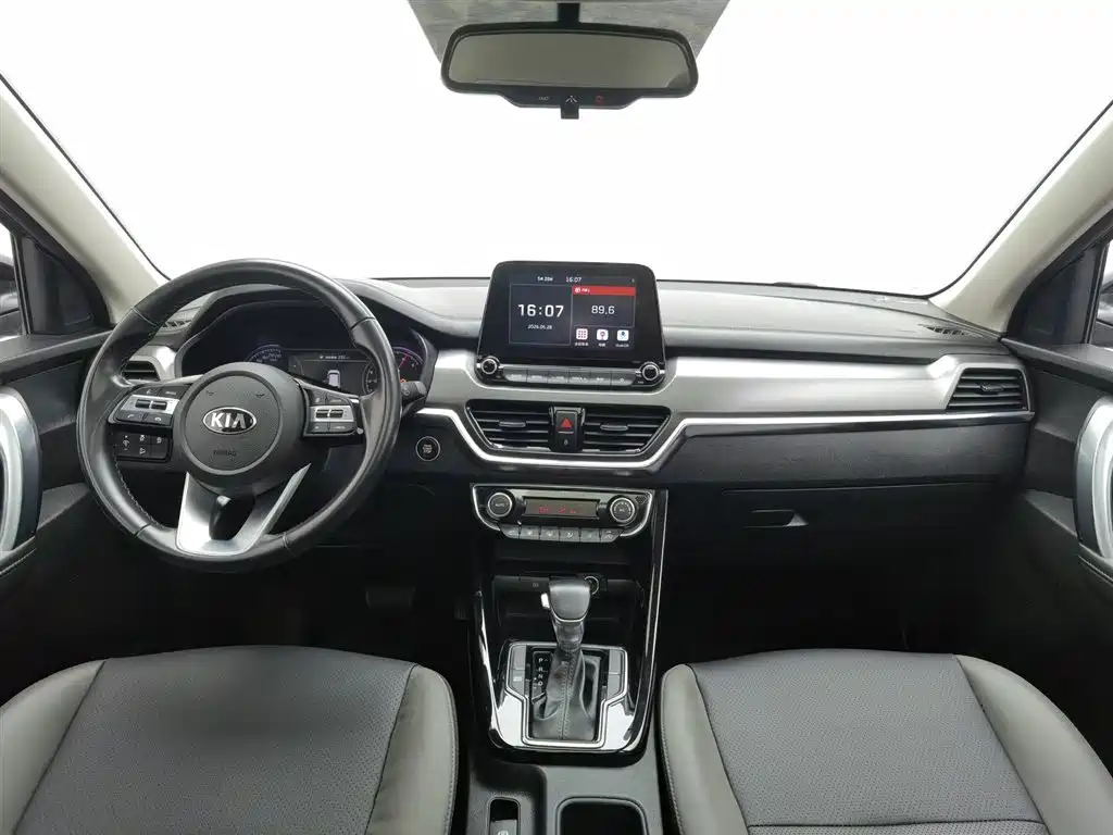 Kia Sportage 2019 2.0L Automatic Smart Luxury Edition фото 5