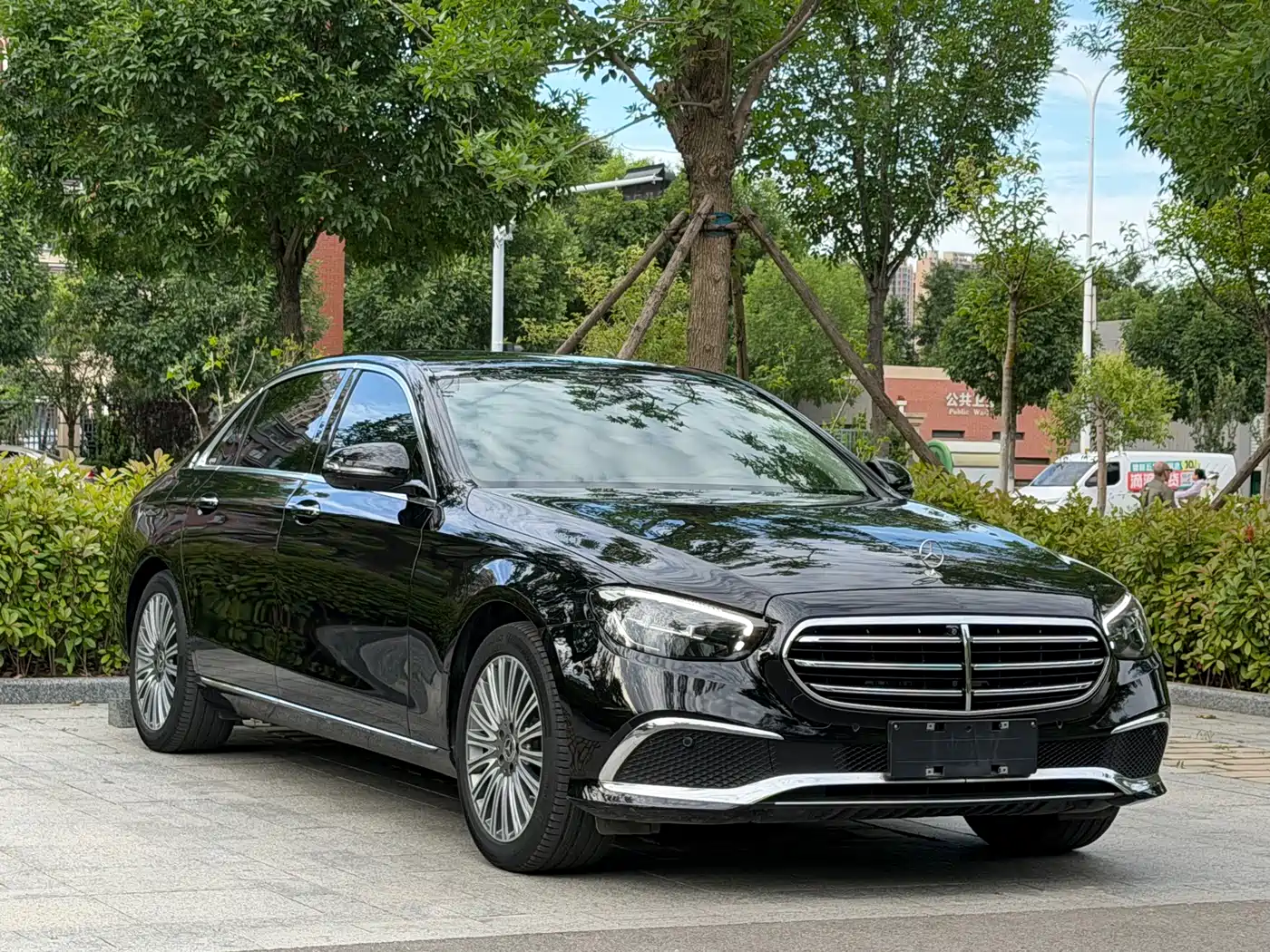 Mercedes-Benz E-Class 2022 Second Facelift E 300 L Luxury