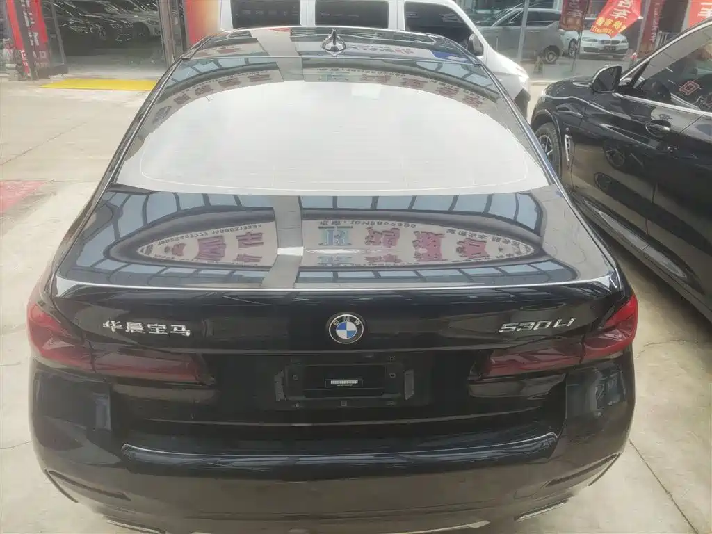 BMW 5 Series 2022 Facelift 530Li Leading M Sport Package фото 6