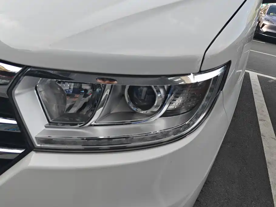 Фото 5 - JAC Refine M3