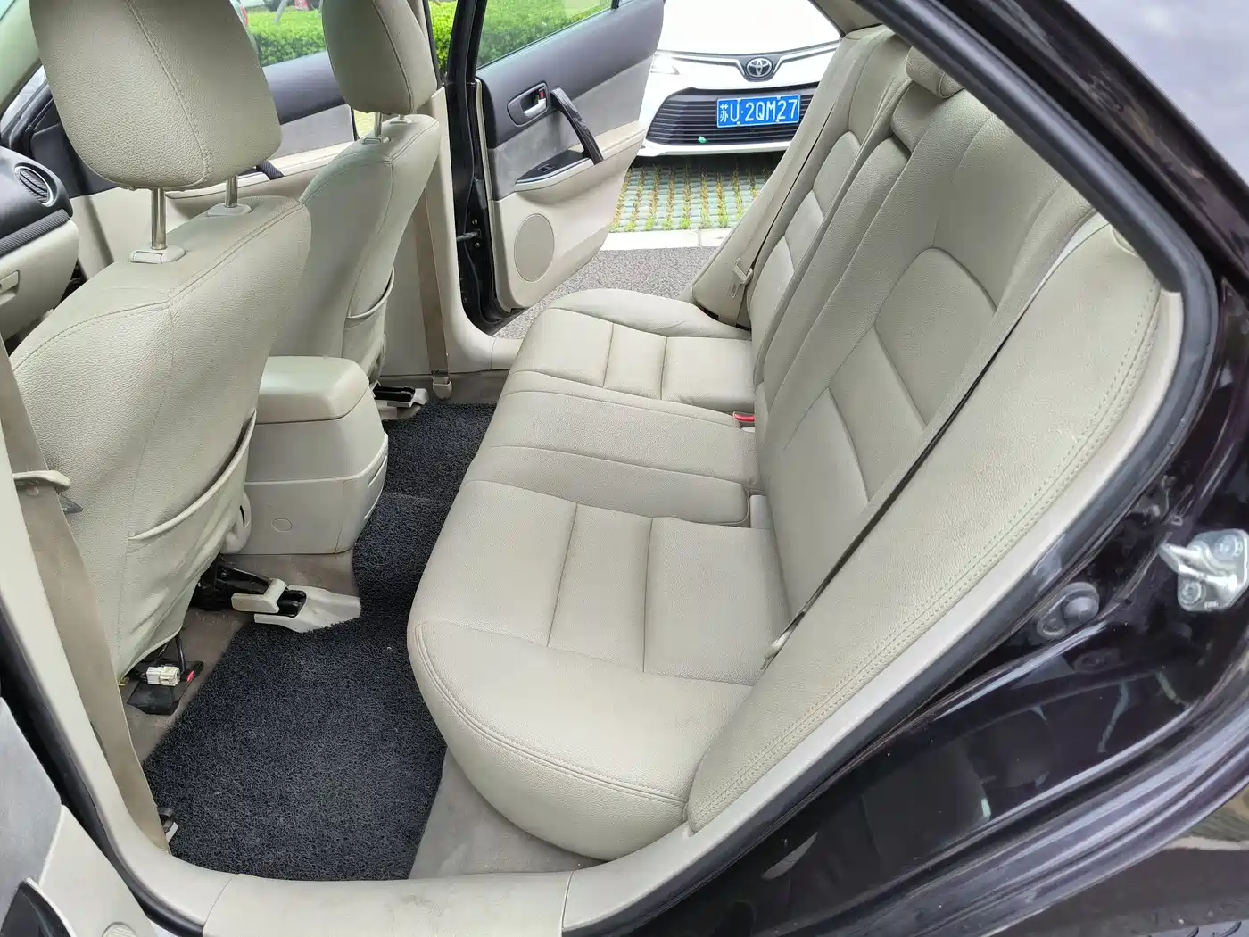 Photo 7 - Mazda 6