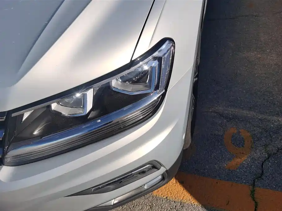 Volkswagen Tiguan L 2019 330TSI Auto 2WD Smart Luxury Edition China V фото 5