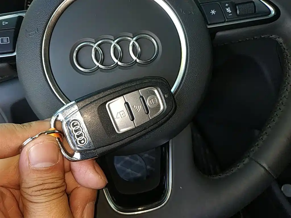 Audi Q3 2018 30th Anniversary Edition 35 TFSI Fashion фото 9