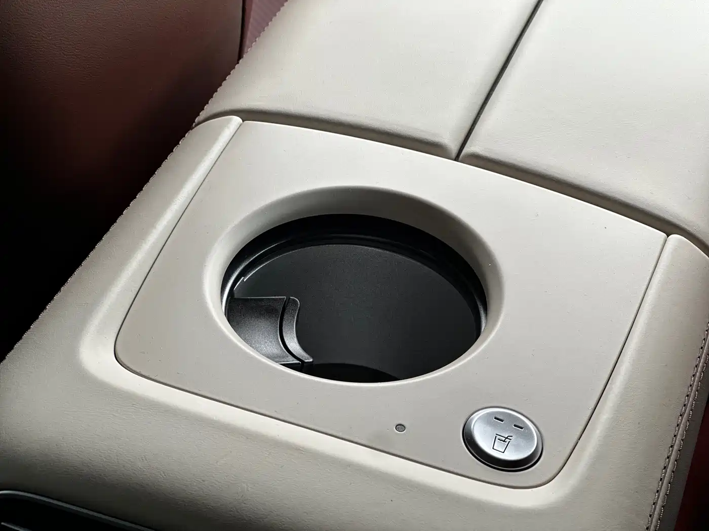 MERCEDES-BENZ MAYBACH GLS