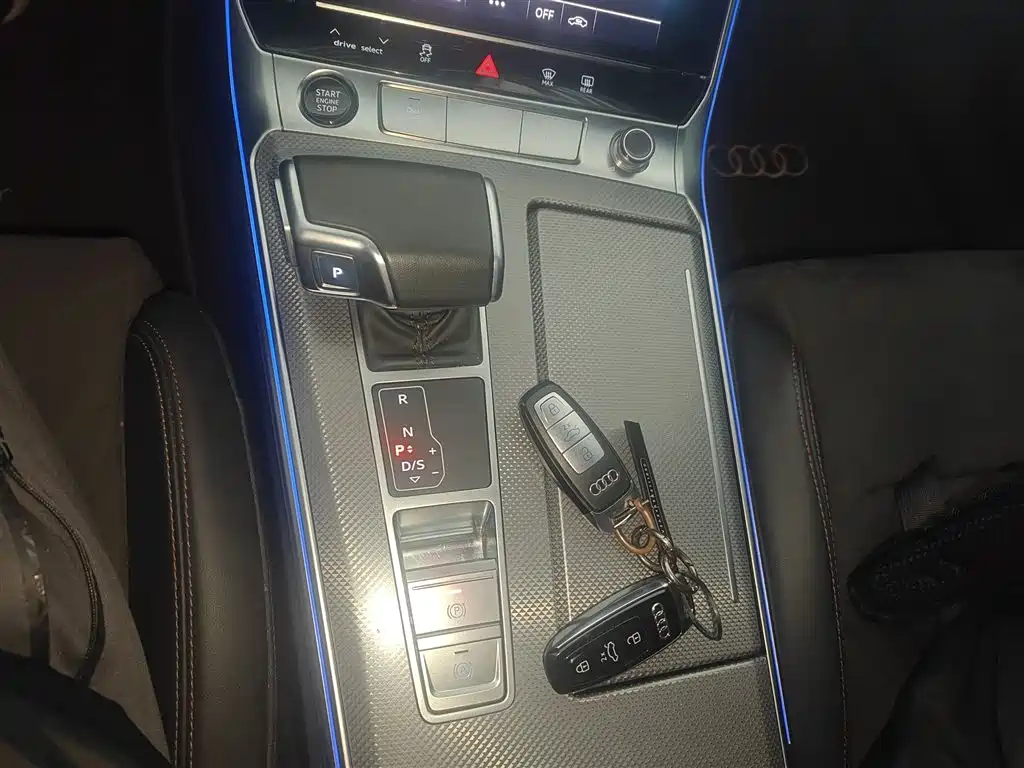 Audi A6L 2024 45 TFSI Premium Dynamic фото 10