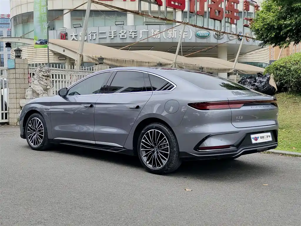 BYD Han 2024 DM-i Glory Edition 121KM Honor фото 4