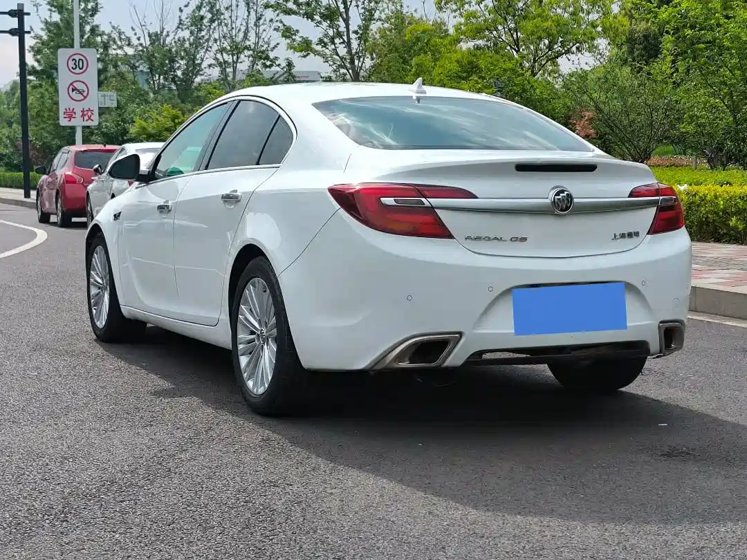 صورة 4 - Buick Regal