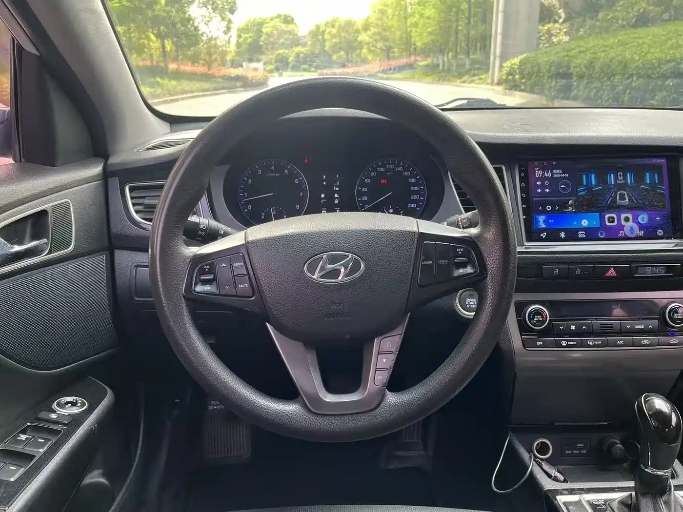 Hyundai Mistra 2014 1.8L Auto Premium DLX фото 8