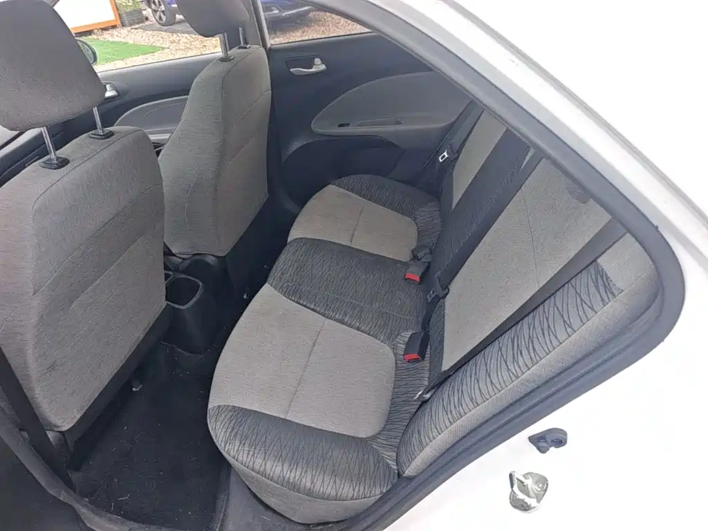 Kia Huan Chi 2022 2020 Facelift 1.4L Auto Comfort Sunroof Edition