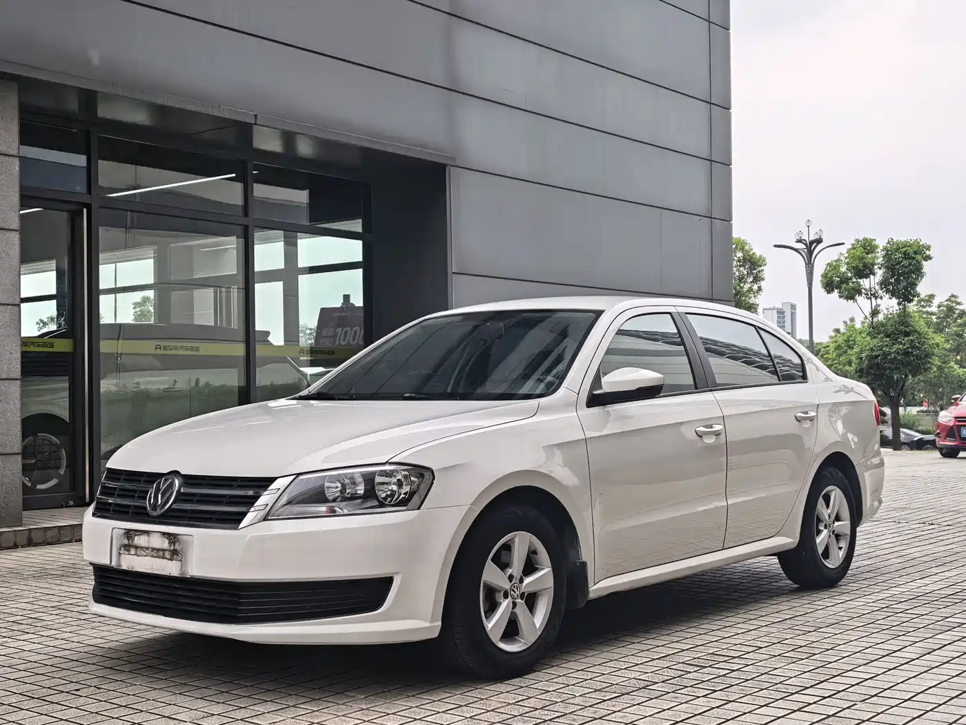 Volkswagen Lavida 2013 1.6L Automatic Trend Edition