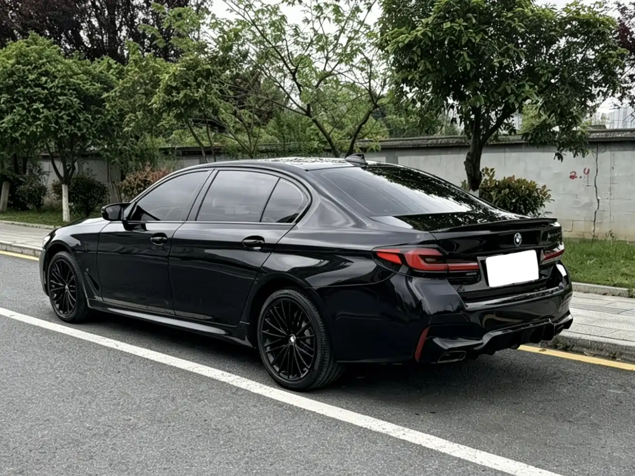 BMW 5 Series 2022 Facelift 530Li Leading M Sport Package фото 7