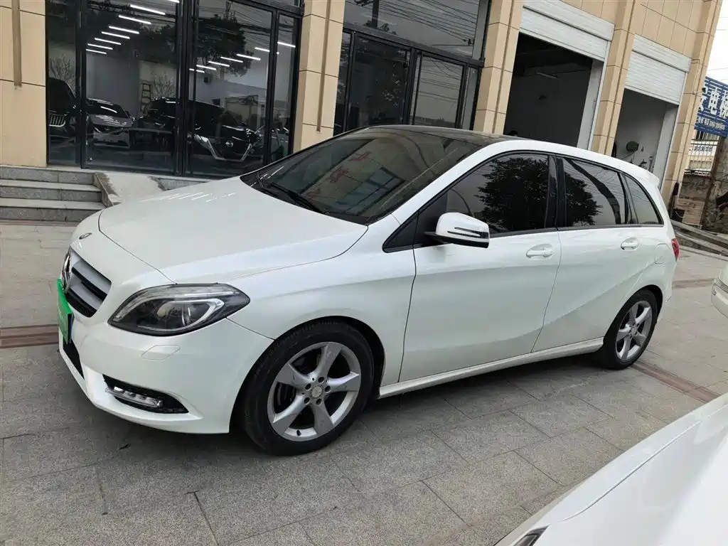 Mercedes-Benz B-Class 2012 B 200 фото 4