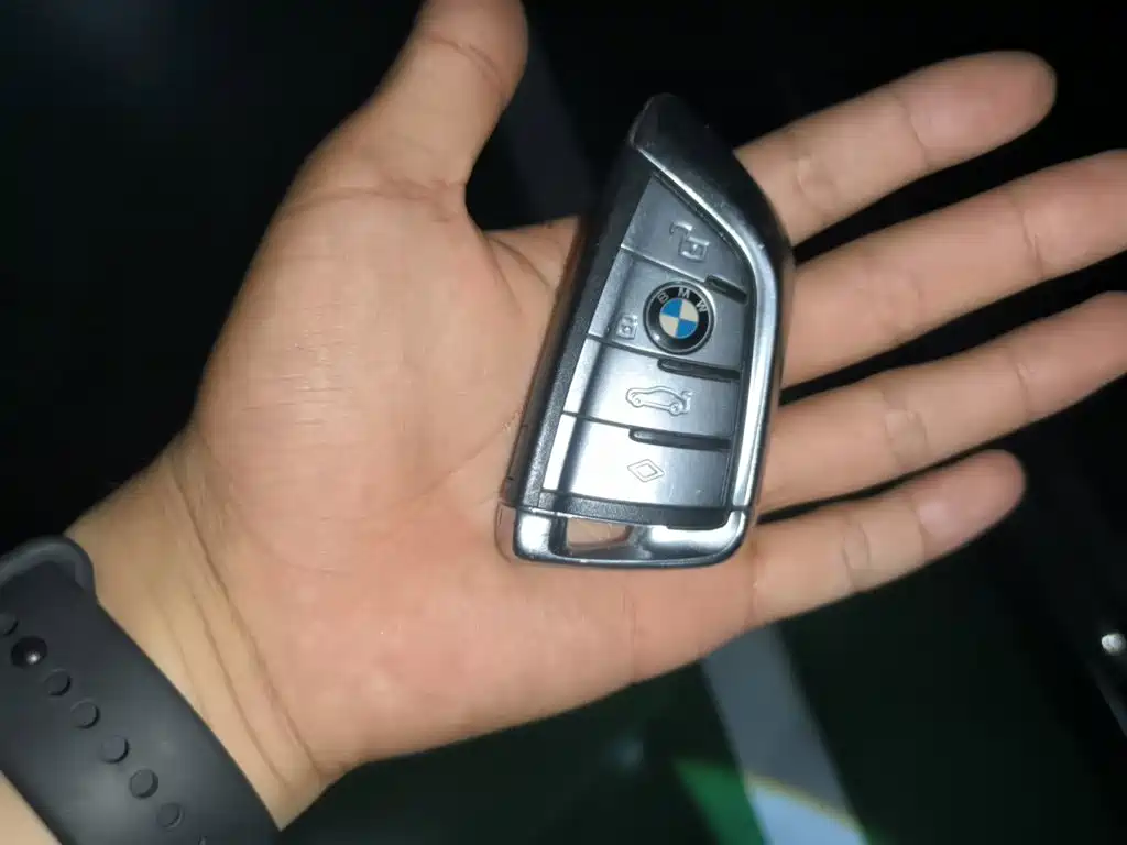 Photo 9 - BMW X7