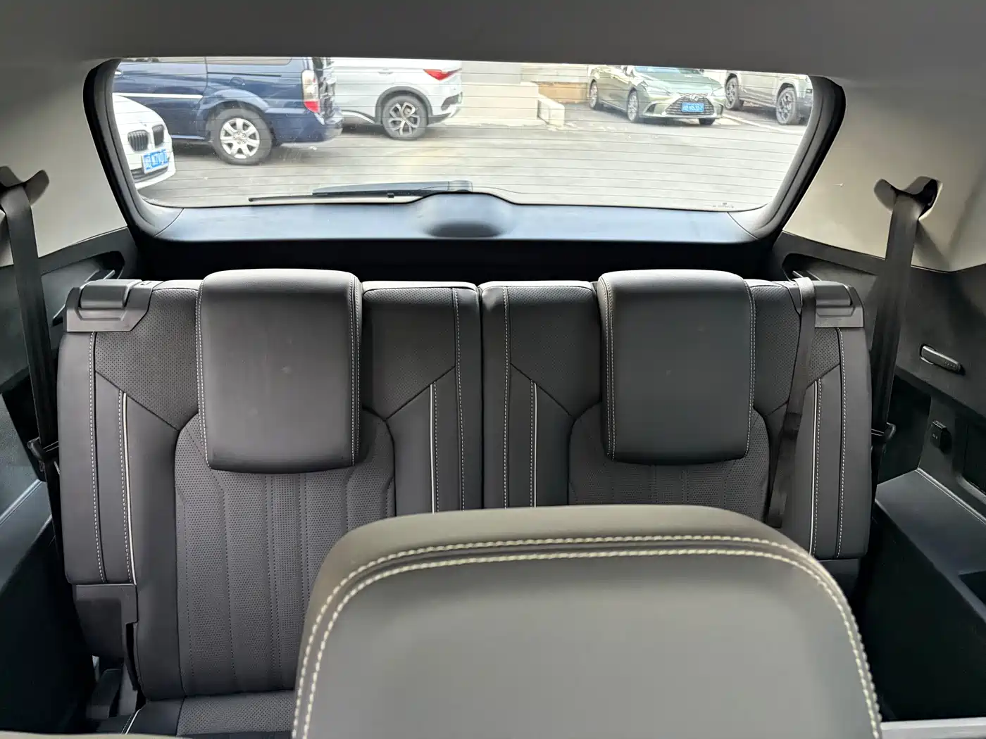Volkswagen Teramont 2022 330TSI 2WD Premium Luxury фото 12