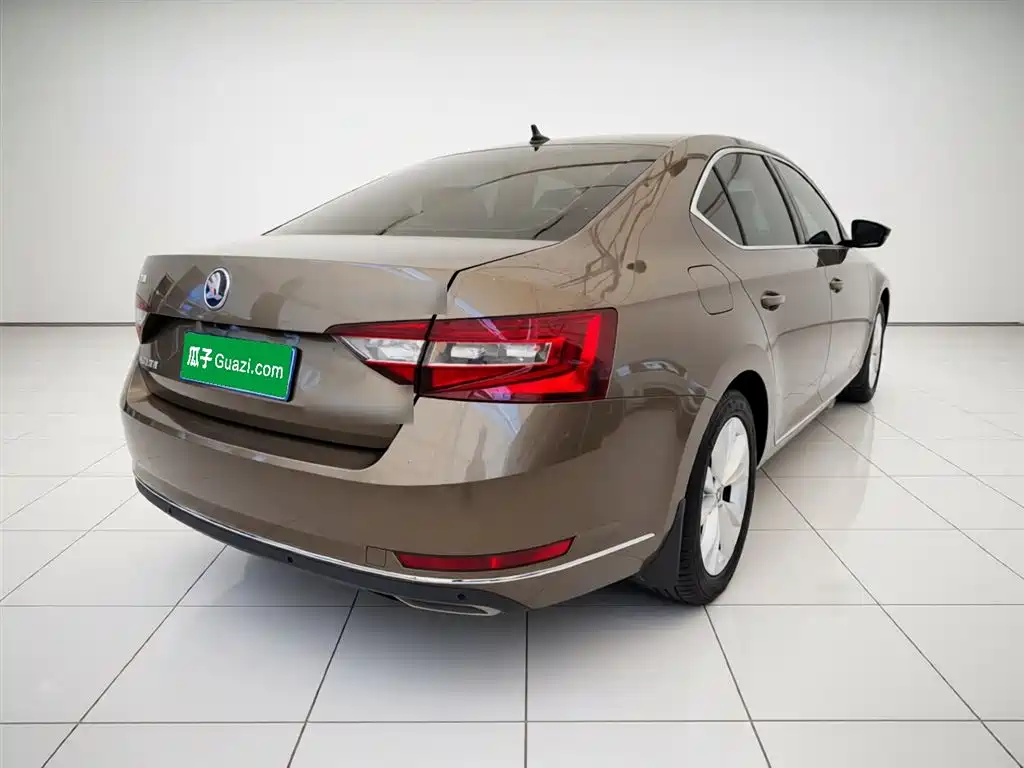 Škoda Superb 2018 TSI330 DSG Comfort Version China VI фото 7