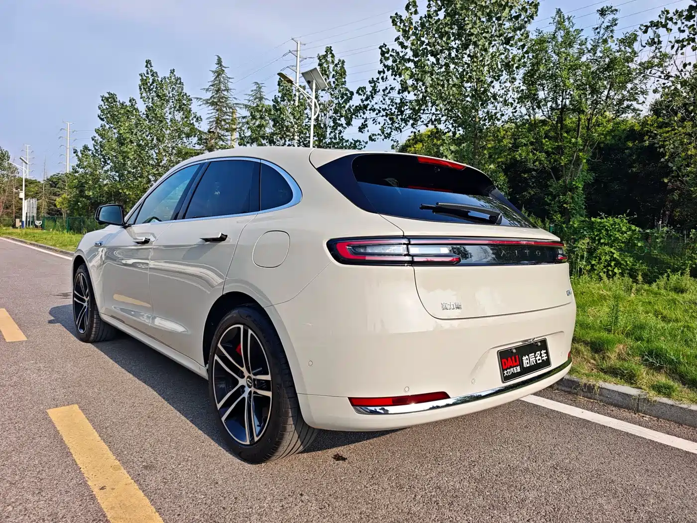 AITO Wenjie AITO M5 2025 2025 Extended Range Ultra AWD