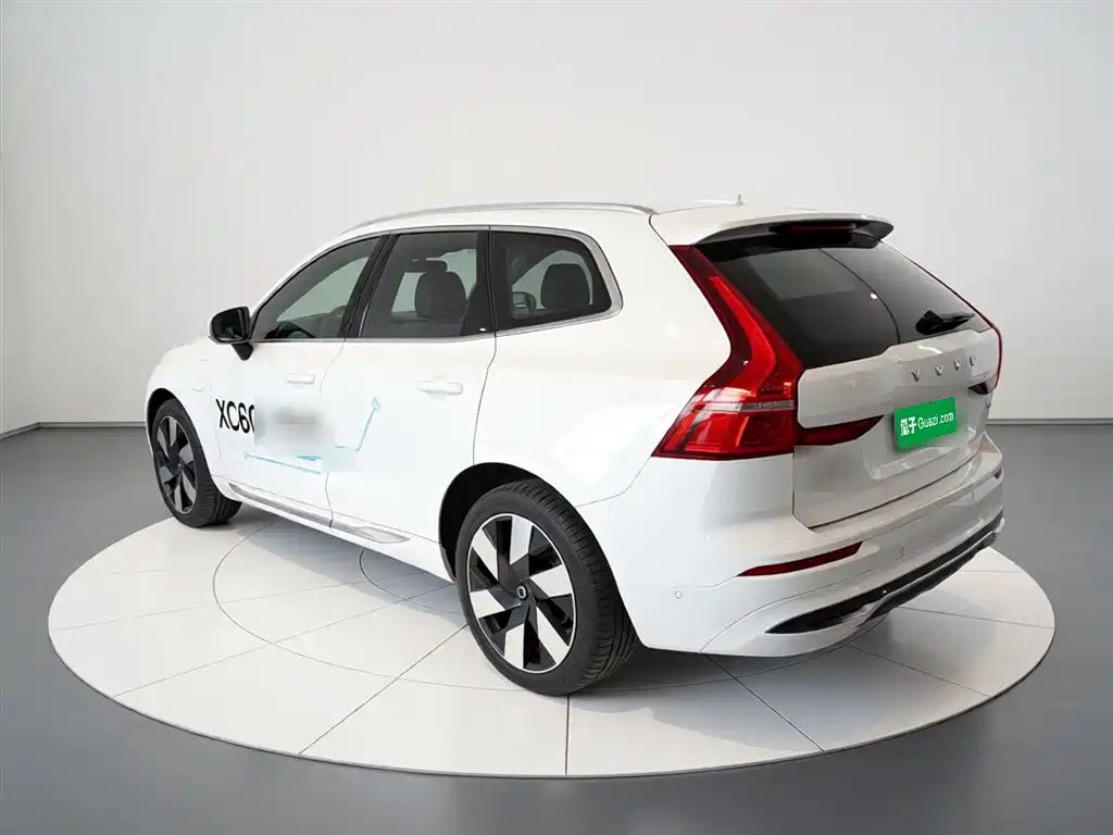 Volvo XC60 Plug-in Hybrid 2024 2025 Plug-in Hybrid Long Range AWD Zhiya Luxury Edition
