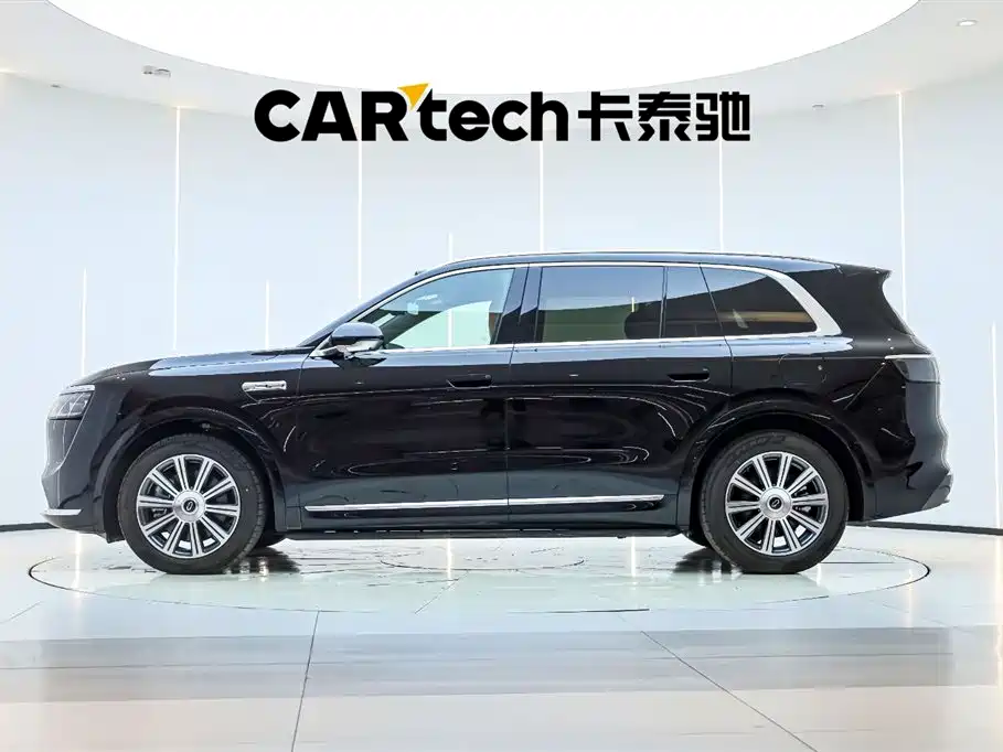 AITO Wenjie AITO M8 2025 Extended Range Ultra 53.4kWh 6-Seater фото 7