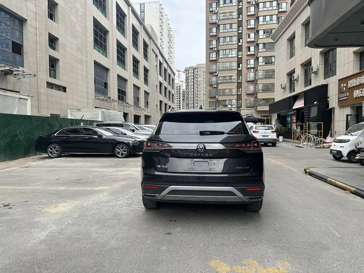 Volkswagen Tayron 2023 280TSI 2WD Luxury Plus Advanced Edition фото 5