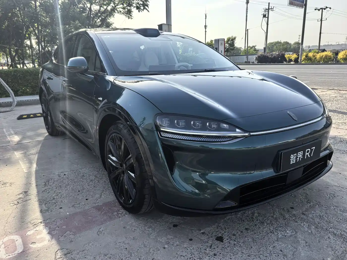 2026 Zhijie Luxeed R7