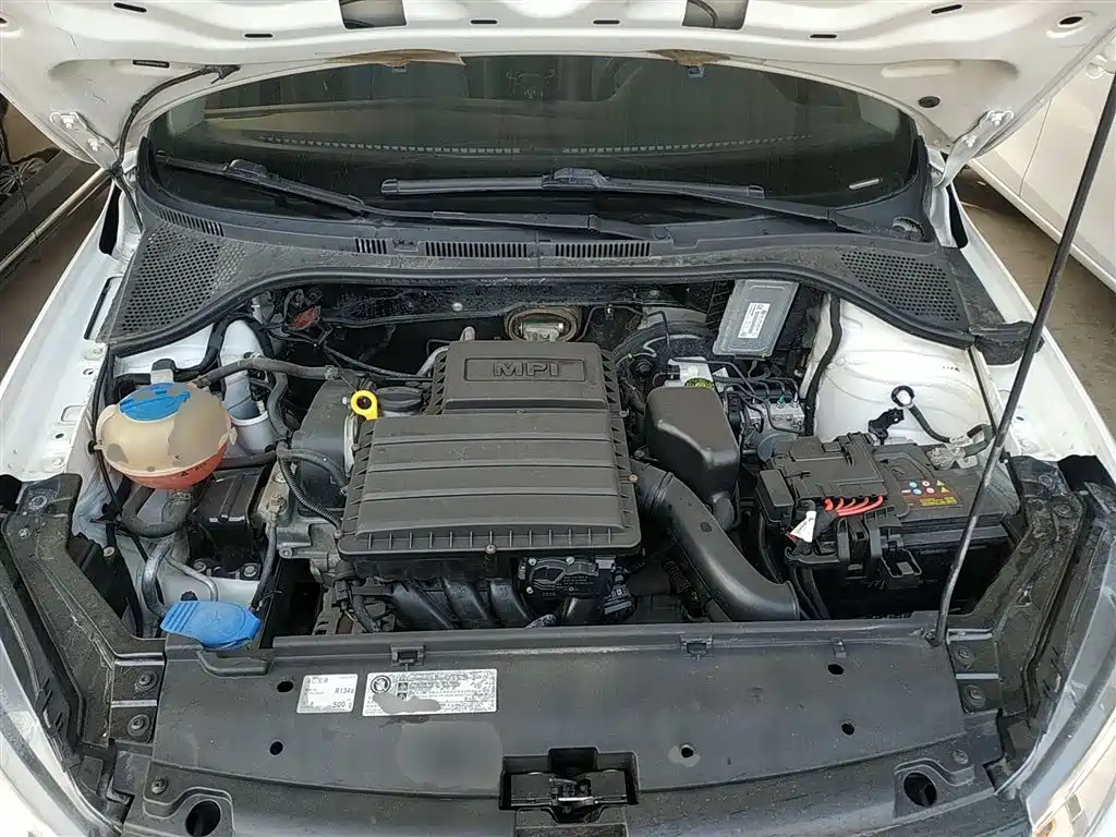 Volkswagen Santana 2016 1.4L Manual Trend Edition фото 20
