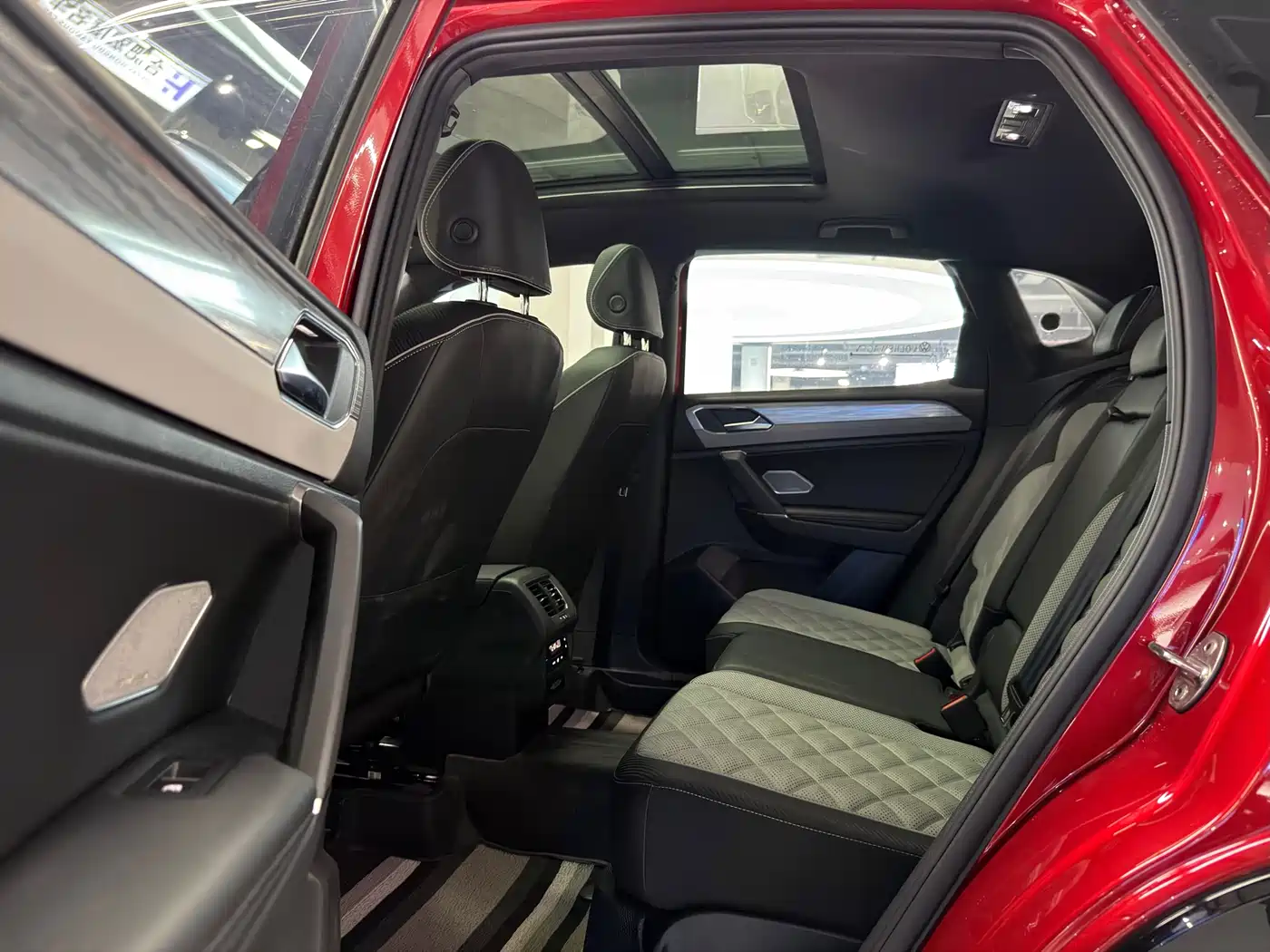 Volkswagen Tayron X 2023 380TSI 4WD Flagship Smart Edition фото 14