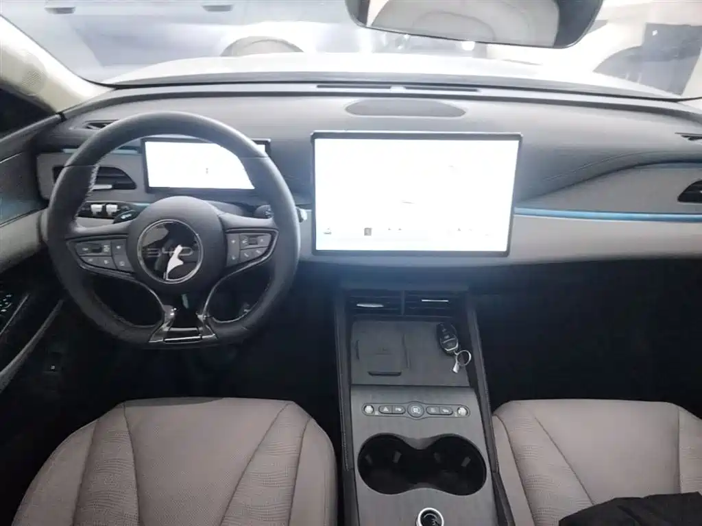 BYD Seal 06 DM-i Touring 2025 DM-i 150KM Flagship фото 10