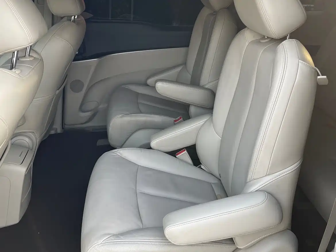 Buick GL8 2018 28T Luxury Model China VI фото 11