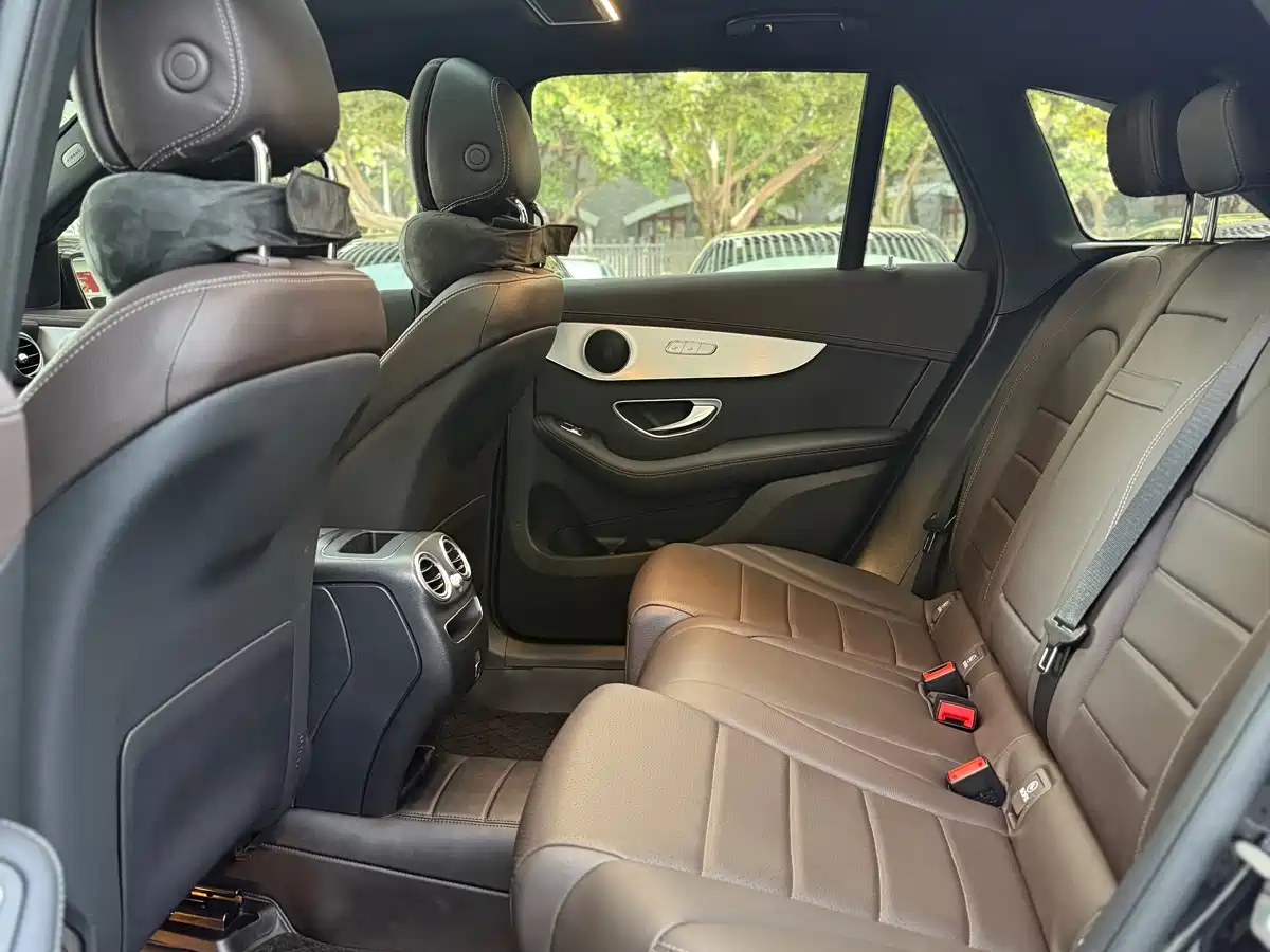 Mercedes-Benz GLC 2022 Model GLC 260 L 4MATIC Dynamic Edition фото 10