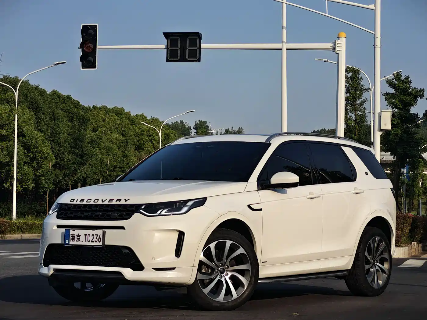 Land Rover Discovery Sport 2022 Model 249PS R-Dynamic S Performance Edition 5-Seater
