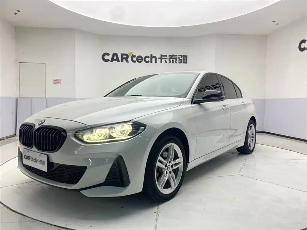BMW 1 Series 2022 120i M Sport Shadow Edition