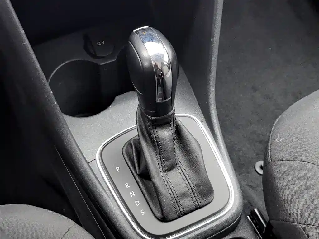 Volkswagen Polo 2018 1.5L Auto Safe Drive фото 13