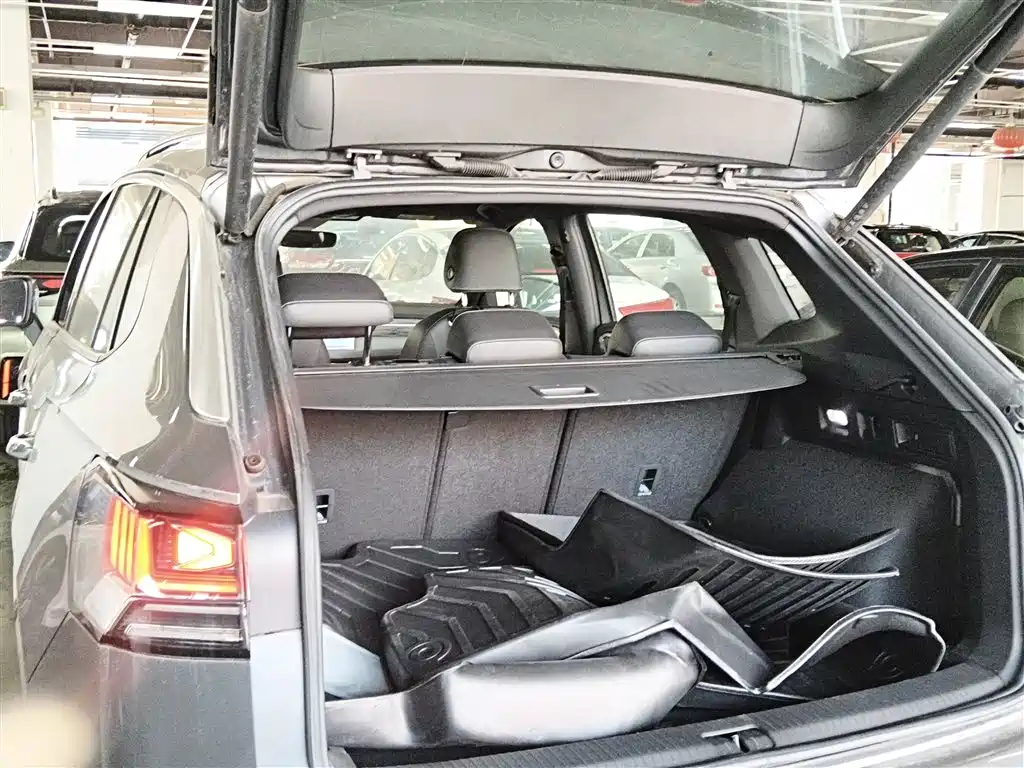 Volkswagen Tayron 2023 Facelift 380TSI 4WD R-Line Pro Smart Edition фото 15