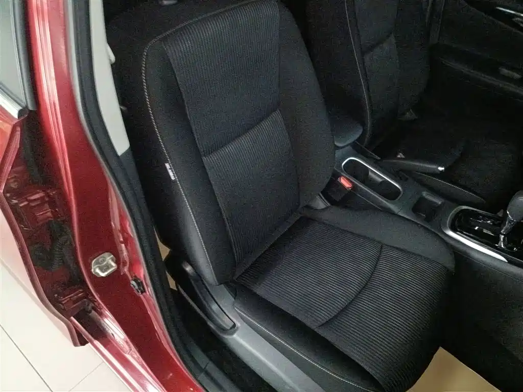 Nissan Tiida 2022 2021 1.6L CVT Cool Edition