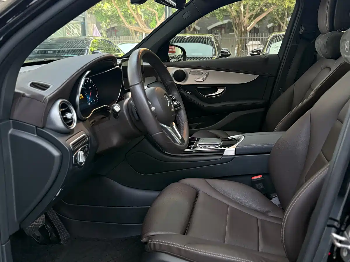 Mercedes-Benz GLC 2022 Model GLC 260 L 4MATIC Dynamic Edition фото 8