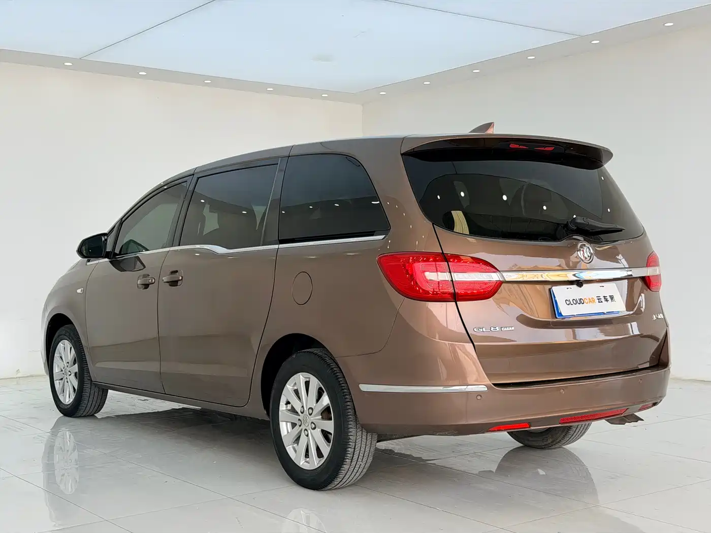 Buick GL8 2018 28T Comfort China VI фото 6