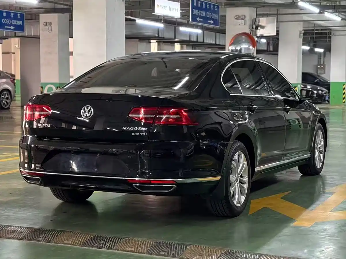 Volkswagen Magotan 2017 330TSI DSG Luxury фото 13