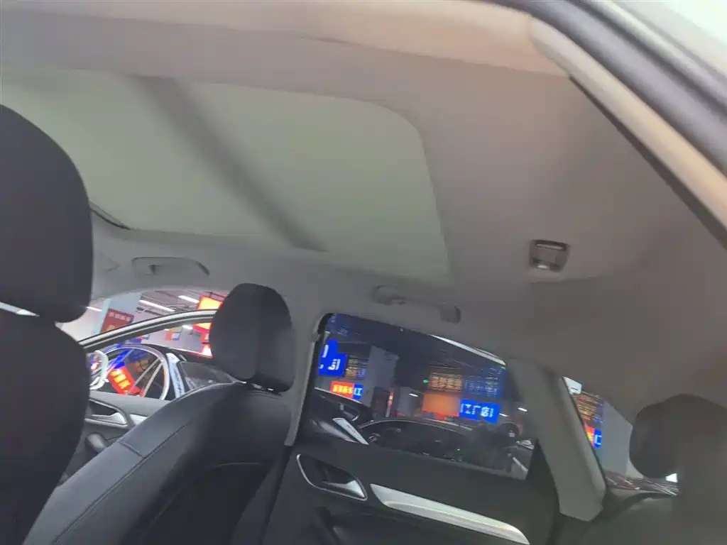 Audi Q3 2017 30 TFSI Style фото 18