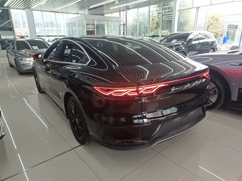 BYD Han 2024 DM-i Glory Edition 121KM Premium фото 23