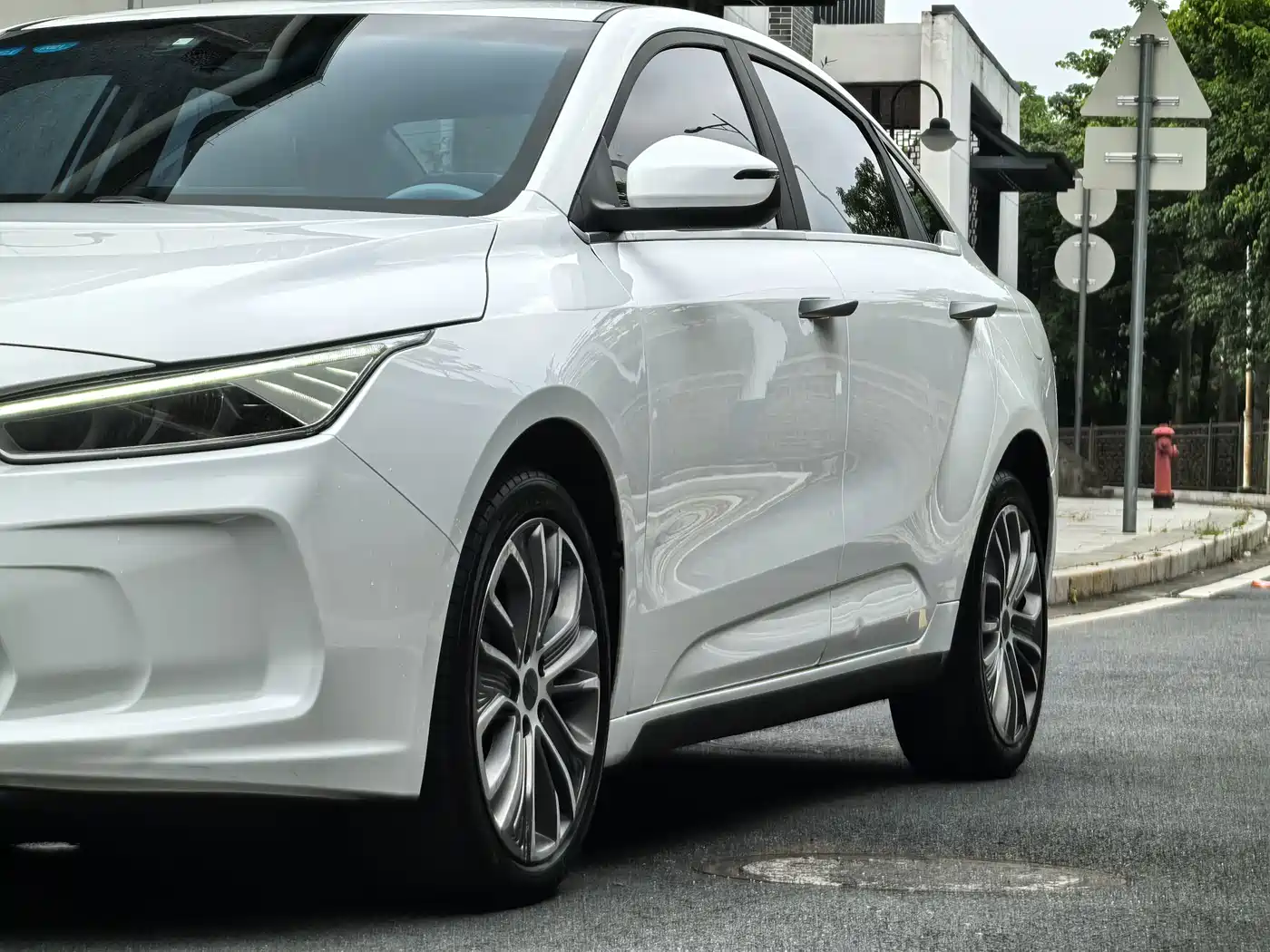 Photo 4 - Geely Geometry A
